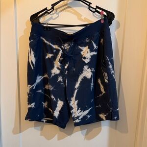 Tie-Dye Men’s Lululemon Shorts Large
